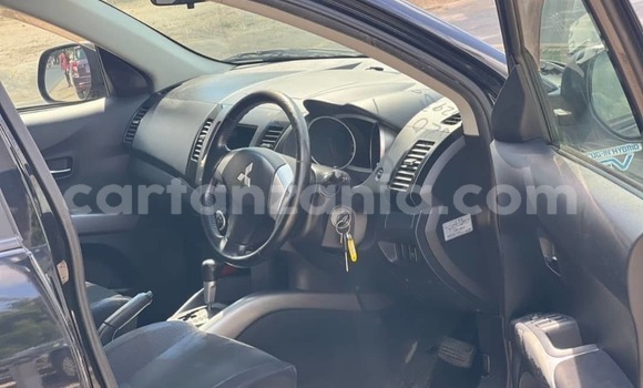 Nunua Imported Mitsubishi Outlander Nyeusi Gari ndani ya Dar es Salaam nchini Dar es Salaam Nunua Imported Mitsubishi Outlander Nyeusi Gari ndani ya Dar es Salaam nchini Dar es Salaam