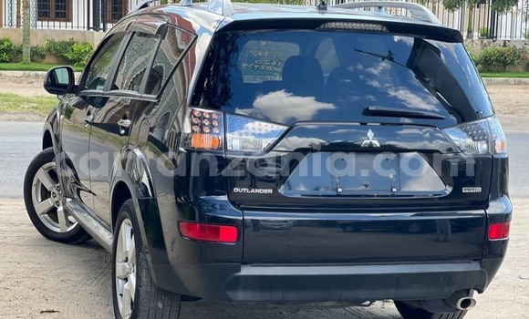 Nunua Imported Mitsubishi Outlander Nyeusi Gari ndani ya Dar es Salaam nchini Dar es Salaam Nunua Imported Mitsubishi Outlander Nyeusi Gari ndani ya Dar es Salaam nchini Dar es Salaam