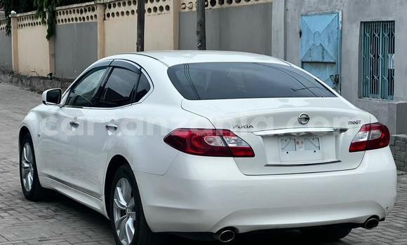 Nunua Imported Nissan Fuga Nyeupe Gari ndani ya Dar es Salaam nchini Dar es Salaam Nunua Imported Nissan Fuga Nyeupe Gari ndani ya Dar es Salaam nchini Dar es Salaam