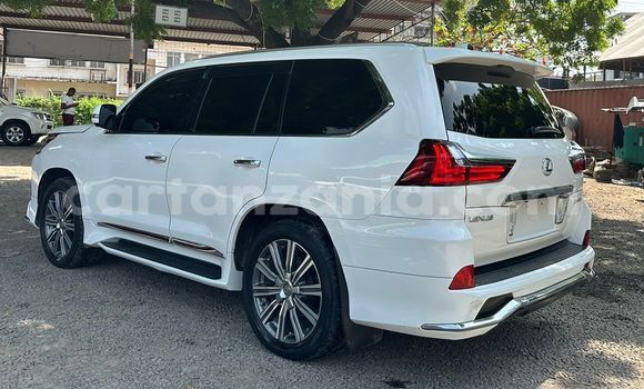 Nunua Ilio tumika Lexus LX 570 Nyeupe Gari ndani ya Dar es Salaam nchini Dar es Salaam Nunua Ilio tumika Lexus LX 570 Nyeupe Gari ndani ya Dar es Salaam nchini Dar es Salaam