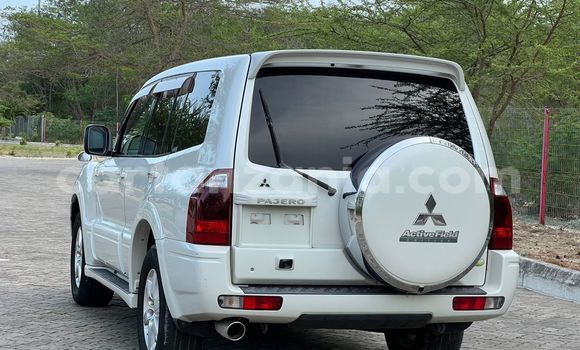 Nunua Imported Mitsubishi Pajero Nyeupe Gari ndani ya Dar es Salaam nchini Dar es Salaam Nunua Imported Mitsubishi Pajero Nyeupe Gari ndani ya Dar es Salaam nchini Dar es Salaam