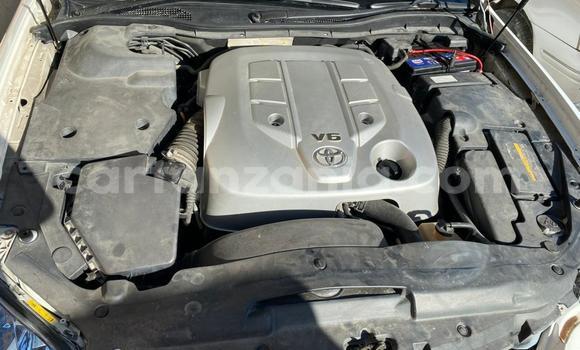 Buy Used Toyota Crown White Car in Dar es Salaam in Dar es Salaam Buy Used Toyota Crown White Car in Dar es Salaam in Dar es Salaam