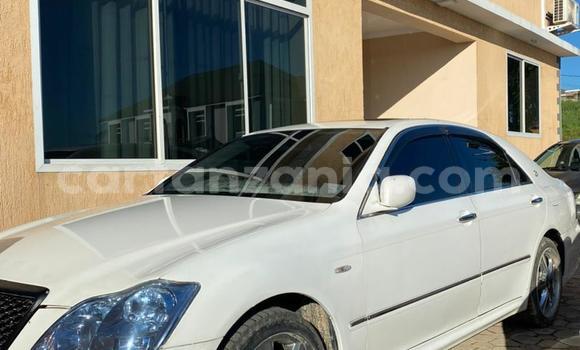 Buy Used Toyota Crown White Car in Dar es Salaam in Dar es Salaam Buy Used Toyota Crown White Car in Dar es Salaam in Dar es Salaam