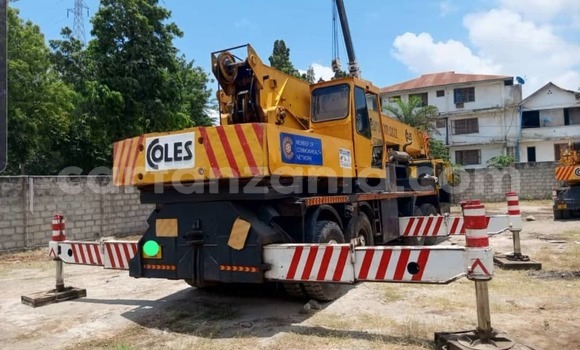 Buy Used Caterpillar 120 Other Truck in Dar es Salaam in Dar es Salaam Buy Used Caterpillar 120 Other Truck in Dar es Salaam in Dar es Salaam