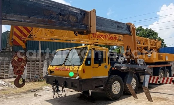 Nunua Ilio tumika Bedford CFS Nyingine Gari ndani ya Dar es Salaam nchini Dar es Salaam Nunua Ilio tumika Bedford CFS Nyingine Gari ndani ya Dar es Salaam nchini Dar es Salaam