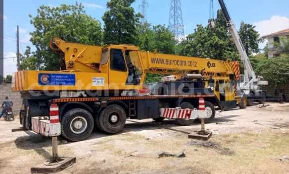 Nunua Ilio tumika Bedford CFS Nyingine Gari ndani ya Dar es Salaam nchini Dar es Salaam Nunua Ilio tumika Bedford CFS Nyingine Gari ndani ya Dar es Salaam nchini Dar es Salaam