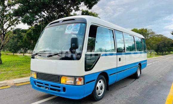 Nunua Imported Toyota Coaster Nyingine Gari ndani ya Dar es Salaam nchini Dar es Salaam Nunua Imported Toyota Coaster Nyingine Gari ndani ya Dar es Salaam nchini Dar es Salaam