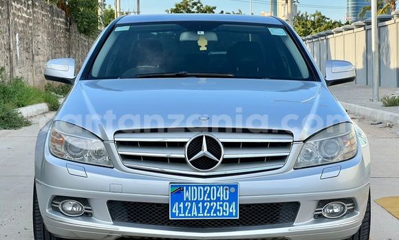 Nunua Ilio tumika Mercedes-Benz C-Classe Fedha Gari ndani ya Dar es Salaam nchini Dar es Salaam Nunua Ilio tumika Mercedes-Benz C-Classe Fedha Gari ndani ya Dar es Salaam nchini Dar es Salaam