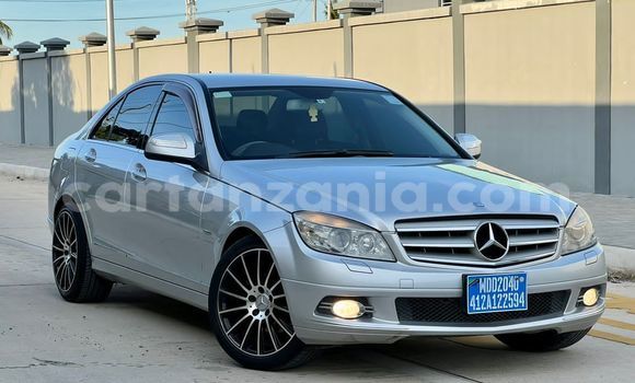 Nunua Ilio tumika Mercedes-Benz C-Classe Fedha Gari ndani ya Dar es Salaam nchini Dar es Salaam Nunua Ilio tumika Mercedes-Benz C-Classe Fedha Gari ndani ya Dar es Salaam nchini Dar es Salaam