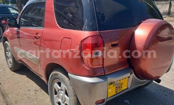 Nunua Ilio tumika Toyota RAV4 Nyekundu Gari ndani ya Dar es Salaam nchini Dar es Salaam Nunua Ilio tumika Toyota RAV4 Nyekundu Gari ndani ya Dar es Salaam nchini Dar es Salaam