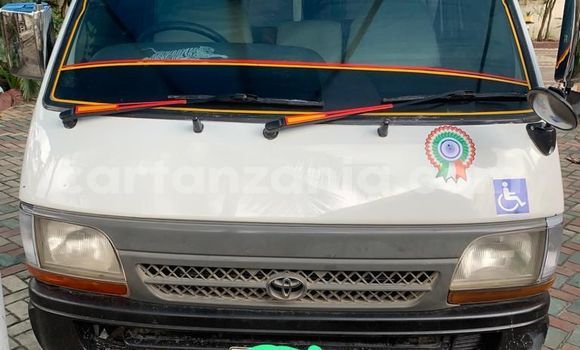 Buy Used Toyota Hiace White Car in Dar es Salaam in Dar es Salaam