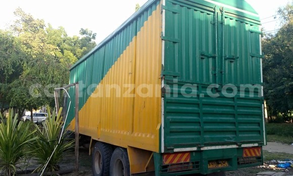 Buy Used Scania 380 Other Truck in Dar es Salaam in Dar es Salaam Buy Used Scania 380 Other Truck in Dar es Salaam in Dar es Salaam