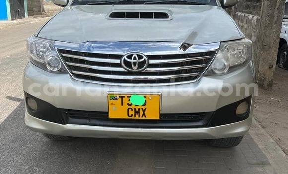 Buy Used Toyota Fortuner Other Car in Dar es Salaam in Dar es Salaam Buy Used Toyota Fortuner Other Car in Dar es Salaam in Dar es Salaam