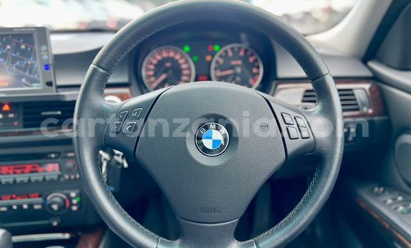 Nunua Imported BMW 3–Series Nyeusi Gari ndani ya Dar es Salaam nchini Dar es Salaam Nunua Imported BMW 3–Series Nyeusi Gari ndani ya Dar es Salaam nchini Dar es Salaam