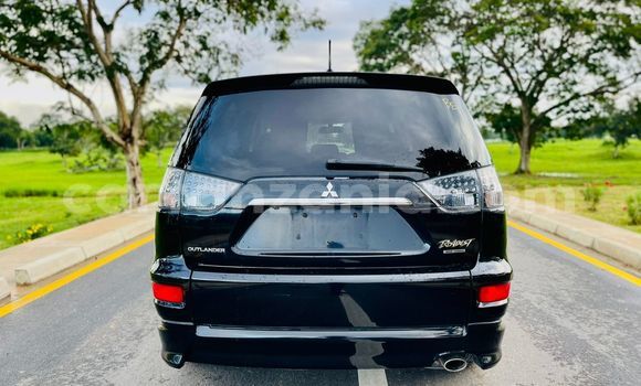 Nunua Imported Mitsubishi Outlander Nyeusi Gari ndani ya Dar es Salaam nchini Dar es Salaam Nunua Imported Mitsubishi Outlander Nyeusi Gari ndani ya Dar es Salaam nchini Dar es Salaam