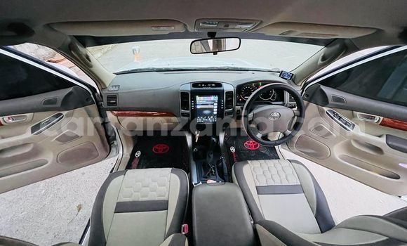 Nunua Ilio tumika Toyota Prado Nyeupe Gari ndani ya Dar es Salaam nchini Dar es Salaam Nunua Ilio tumika Toyota Prado Nyeupe Gari ndani ya Dar es Salaam nchini Dar es Salaam