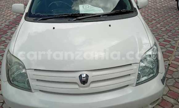 Buy Import Toyota IST White Car in Dar es Salaam in Dar es Salaam