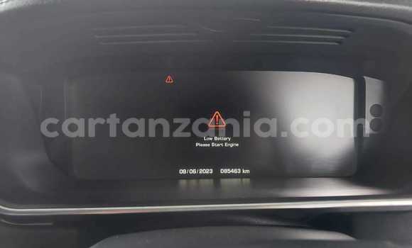 Buy Used Land Rover Range Rover Black Car in Dar es Salaam in Dar es Salaam Buy Used Land Rover Range Rover Black Car in Dar es Salaam in Dar es Salaam