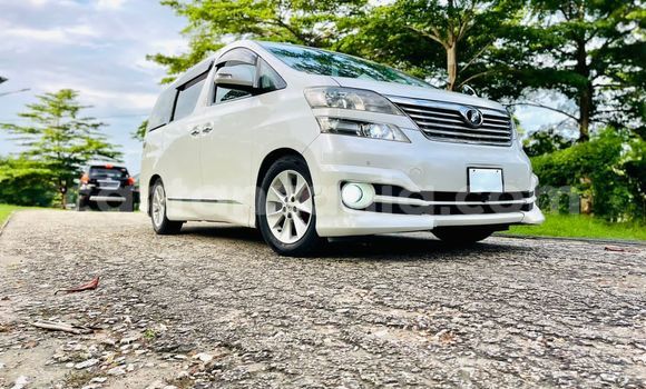 Nunua Imported Toyota Vellfire Nyeupe Gari ndani ya Dar es Salaam nchini Dar es Salaam Nunua Imported Toyota Vellfire Nyeupe Gari ndani ya Dar es Salaam nchini Dar es Salaam