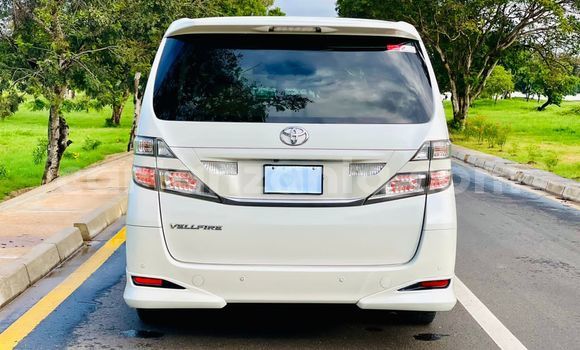 Nunua Imported Toyota Vellfire Nyeupe Gari ndani ya Dar es Salaam nchini Dar es Salaam Nunua Imported Toyota Vellfire Nyeupe Gari ndani ya Dar es Salaam nchini Dar es Salaam