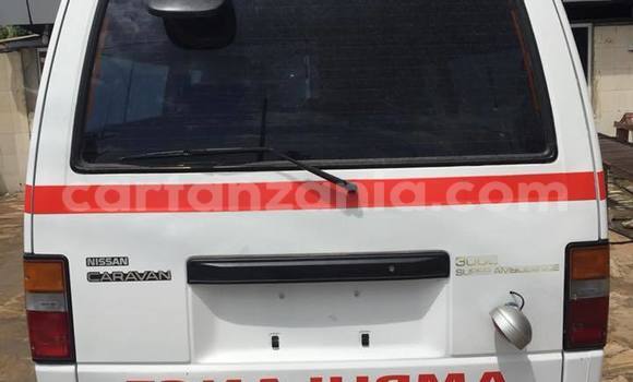 Nunua Ilio tumika Nissan Caravan Nyeupe Gari ndani ya Dar es Salaam nchini Dar es Salaam Nunua Ilio tumika Nissan Caravan Nyeupe Gari ndani ya Dar es Salaam nchini Dar es Salaam