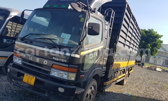 Nunua Imported Mitsubishi Fuso Fighter Nyingine Lori ndani ya Dar es Salaam nchini Dar es Salaam Nunua Imported Mitsubishi Fuso Fighter Nyingine Lori ndani ya Dar es Salaam nchini Dar es Salaam