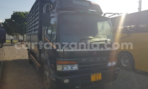 Nunua Imported Mitsubishi Fuso Fighter Nyingine Lori ndani ya Dar es Salaam nchini Dar es Salaam Nunua Imported Mitsubishi Fuso Fighter Nyingine Lori ndani ya Dar es Salaam nchini Dar es Salaam