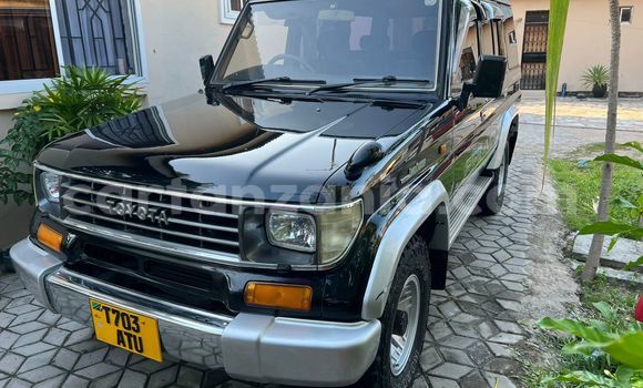 Buy Used Toyota Land Cruiser Black Car in Dar es Salaam in Dar es Salaam Buy Used Toyota Land Cruiser Black Car in Dar es Salaam in Dar es Salaam
