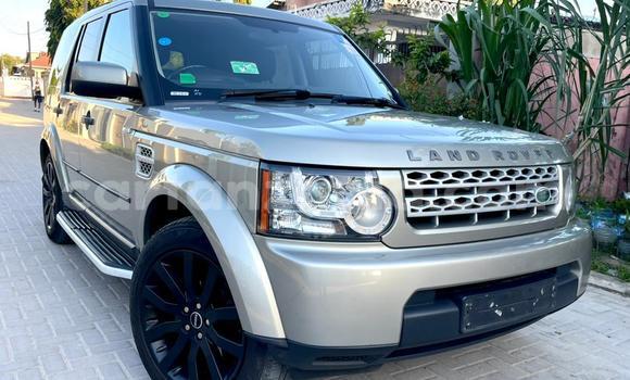 Buy Used Land Rover Discovery Silver Car in Dar es Salaam in Dar es Salaam Buy Used Land Rover Discovery Silver Car in Dar es Salaam in Dar es Salaam