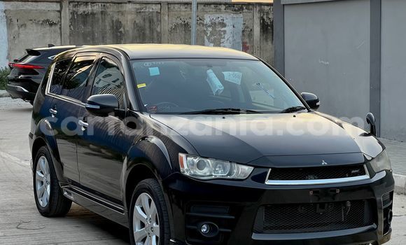 Nunua Imported Mitsubishi Outlander Nyeusi Gari ndani ya Dar es Salaam nchini Dar es Salaam Nunua Imported Mitsubishi Outlander Nyeusi Gari ndani ya Dar es Salaam nchini Dar es Salaam