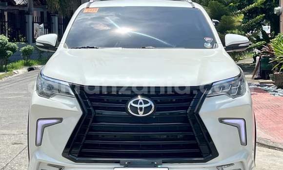 Buy Used Toyota Fortuner White Car in Chemba in Dodoma Buy Used Toyota Fortuner White Car in Chemba in Dodoma