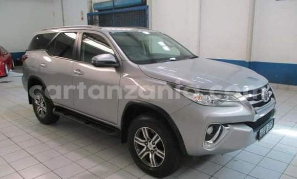 Buy Used Toyota Fortuner Silver Car in Biharamulo in Kagera Buy Used Toyota Fortuner Silver Car in Biharamulo in Kagera