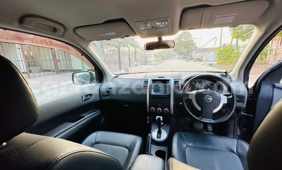 Nunua Imported Nissan X–Trail Nyeusi Gari ndani ya Dar es Salaam nchini Dar es Salaam Nunua Imported Nissan X–Trail Nyeusi Gari ndani ya Dar es Salaam nchini Dar es Salaam