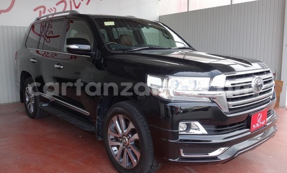 Buy Import Toyota Land Cruiser Black Car in Dar es Salaam in Dar es Salaam Buy Import Toyota Land Cruiser Black Car in Dar es Salaam in Dar es Salaam