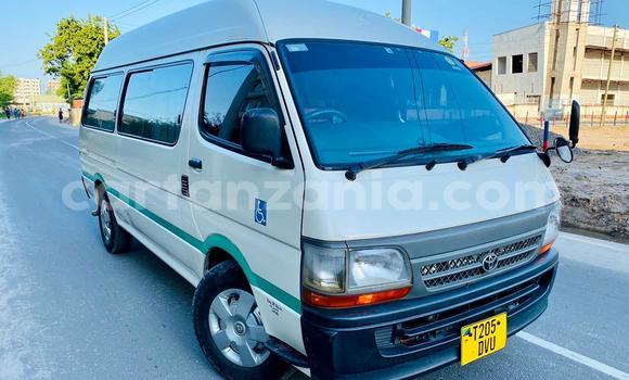 Buy Used Toyota Hiace White Car in Dar es Salaam in Dar es Salaam Buy Used Toyota Hiace White Car in Dar es Salaam in Dar es Salaam