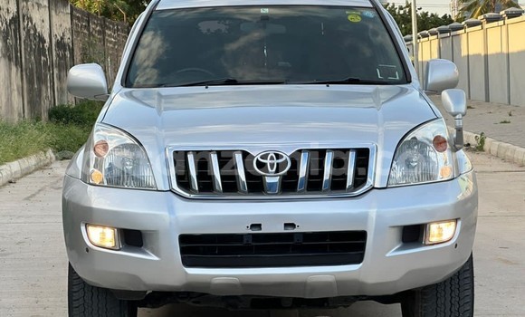 Nunua Ilio tumika Toyota Land Cruiser Prado Fedha Gari ndani ya Dar es Salaam nchini Dar es Salaam Nunua Ilio tumika Toyota Land Cruiser Prado Fedha Gari ndani ya Dar es Salaam nchini Dar es Salaam