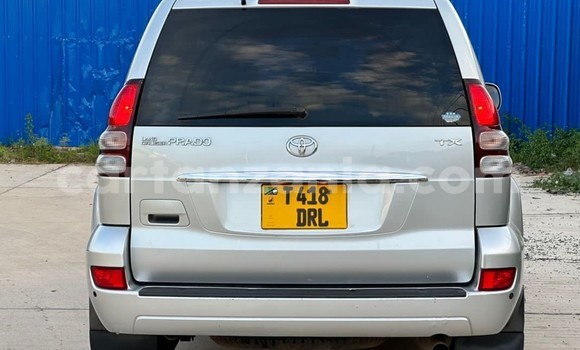 Nunua Ilio tumika Toyota Land Cruiser Prado Fedha Gari ndani ya Dar es Salaam nchini Dar es Salaam Nunua Ilio tumika Toyota Land Cruiser Prado Fedha Gari ndani ya Dar es Salaam nchini Dar es Salaam