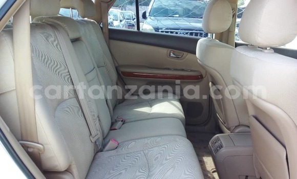 Nunua Ilio tumika Toyota Harrier Nyeupe Gari ndani ya Mwanza nchini Mwanza Nunua Ilio tumika Toyota Harrier Nyeupe Gari ndani ya Mwanza nchini Mwanza
