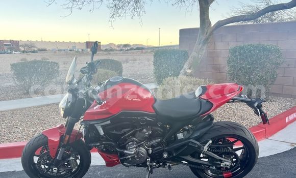 Nunua Ilio tumika Ducati Sport Nyekundu Bike ndani ya Wanging'ombe nchini Njombe Nunua Ilio tumika Ducati Sport Nyekundu Bike ndani ya Wanging'ombe nchini Njombe