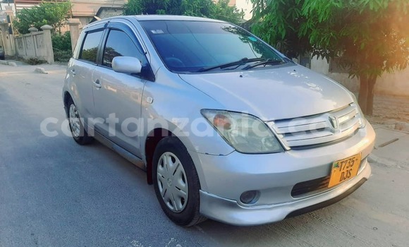 Buy Used Toyota IST Silver Car in Dar es Salaam in Dar es Salaam Buy Used Toyota IST Silver Car in Dar es Salaam in Dar es Salaam
