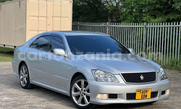 Nunua Ilio tumika Toyota Crown Fedha Gari ndani ya Dar es Salaam nchini Dar es Salaam Nunua Ilio tumika Toyota Crown Fedha Gari ndani ya Dar es Salaam nchini Dar es Salaam