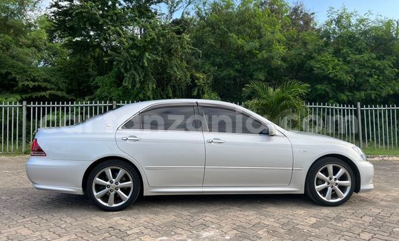 Buy Used Toyota Crown Silver Car in Dar es Salaam in Dar es Salaam Buy Used Toyota Crown Silver Car in Dar es Salaam in Dar es Salaam