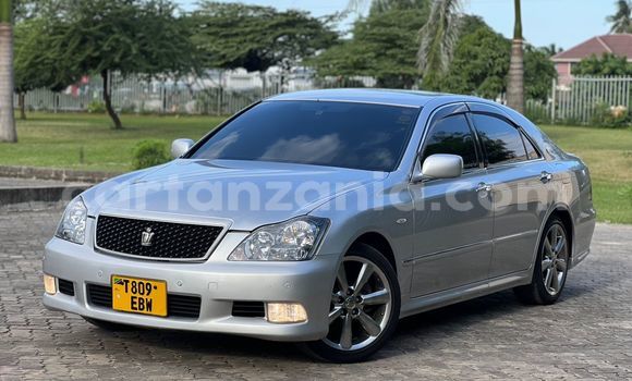 Buy Used Toyota Crown Silver Car in Dar es Salaam in Dar es Salaam Buy Used Toyota Crown Silver Car in Dar es Salaam in Dar es Salaam