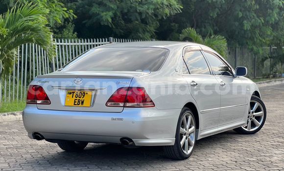 Buy Used Toyota Crown Silver Car in Dar es Salaam in Dar es Salaam Buy Used Toyota Crown Silver Car in Dar es Salaam in Dar es Salaam