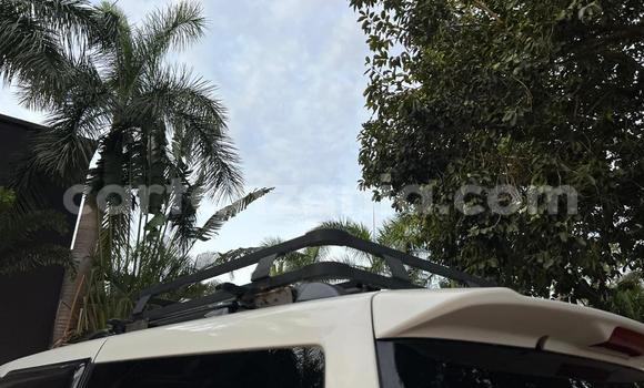 Nunua Ilio tumika Toyota Alphard Nyeupe Gari ndani ya Dar es Salaam nchini Dar es Salaam Nunua Ilio tumika Toyota Alphard Nyeupe Gari ndani ya Dar es Salaam nchini Dar es Salaam