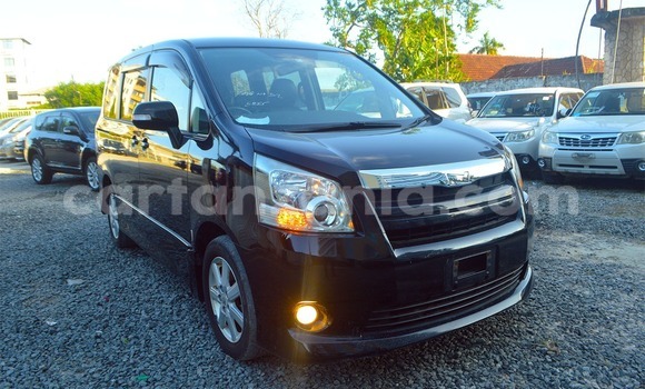 Buy Import Toyota Noah Black Car in Mwanza in Mwanza Buy Import Toyota Noah Black Car in Mwanza in Mwanza