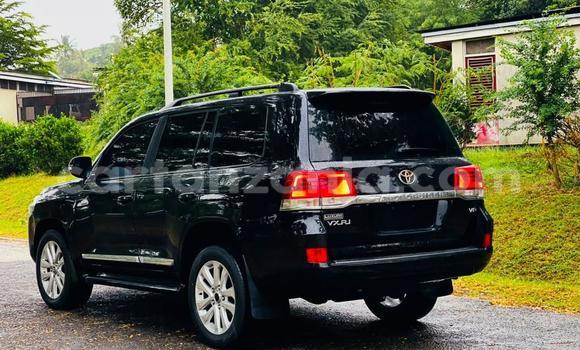 Buy Used Toyota Land Cruiser Black Car in Dar es Salaam in Dar es Salaam Buy Used Toyota Land Cruiser Black Car in Dar es Salaam in Dar es Salaam