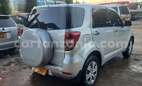 Nunua Ilio tumika Toyota Rush Fedha Gari ndani ya Dar es Salaam nchini Dar es Salaam Nunua Ilio tumika Toyota Rush Fedha Gari ndani ya Dar es Salaam nchini Dar es Salaam