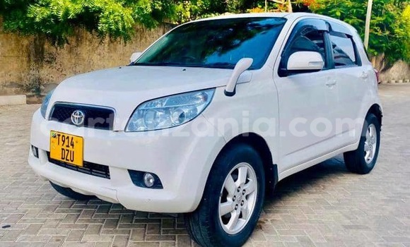 Buy Used Toyota Rush White Car in Dar es Salaam in Dar es Salaam Buy Used Toyota Rush White Car in Dar es Salaam in Dar es Salaam