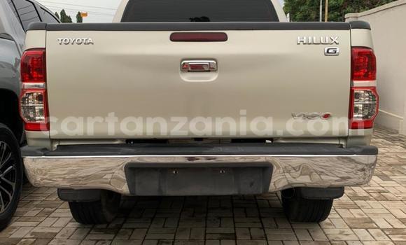 Buy Import Toyota Hiluxe VIGO Silver Car in Dar es Salaam in Dar es Salaam Buy Import Toyota Hiluxe VIGO Silver Car in Dar es Salaam in Dar es Salaam